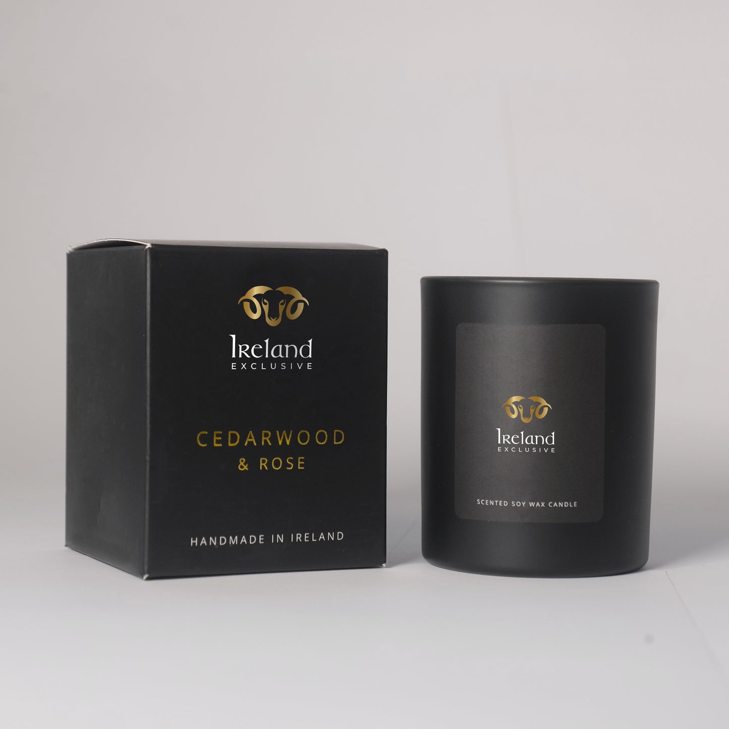 IRELAND EXCLUSIVE CEDARWOOD & ROSE CANDLE